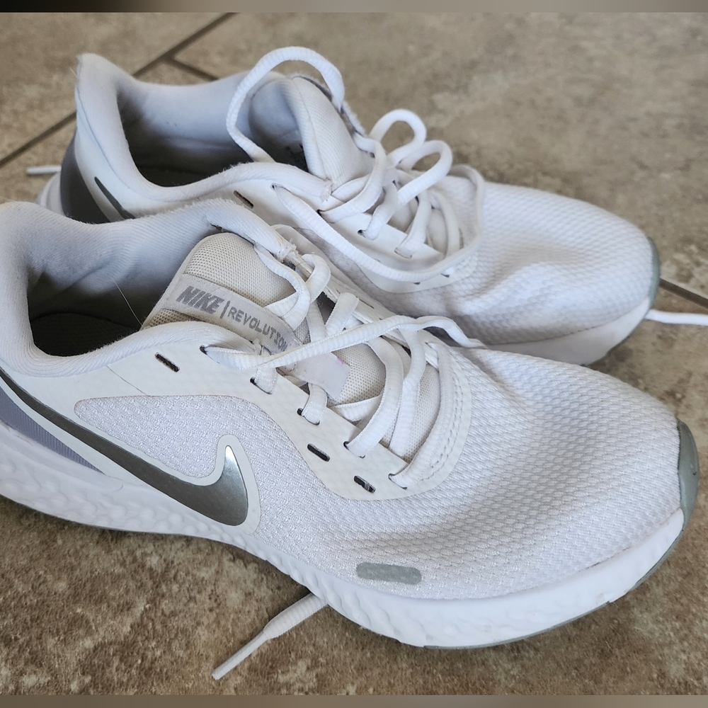 Nike Revolution White and Silver Sneakers